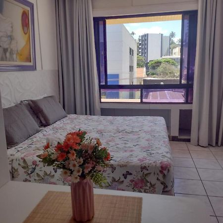 Appartamento Apartamento Farol Barra Flat Salvador Esterno foto