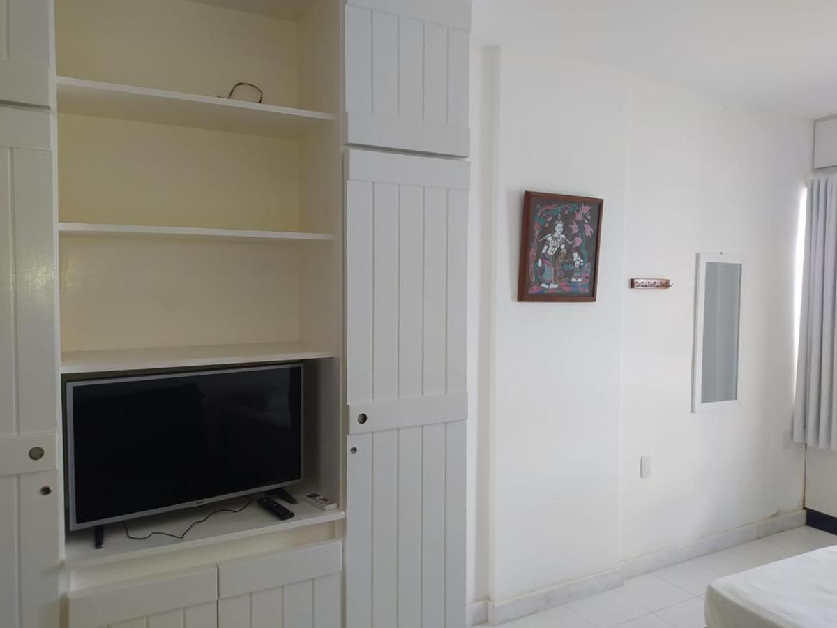 Appartamento Apartamento Farol Barra Flat Salvador Esterno foto