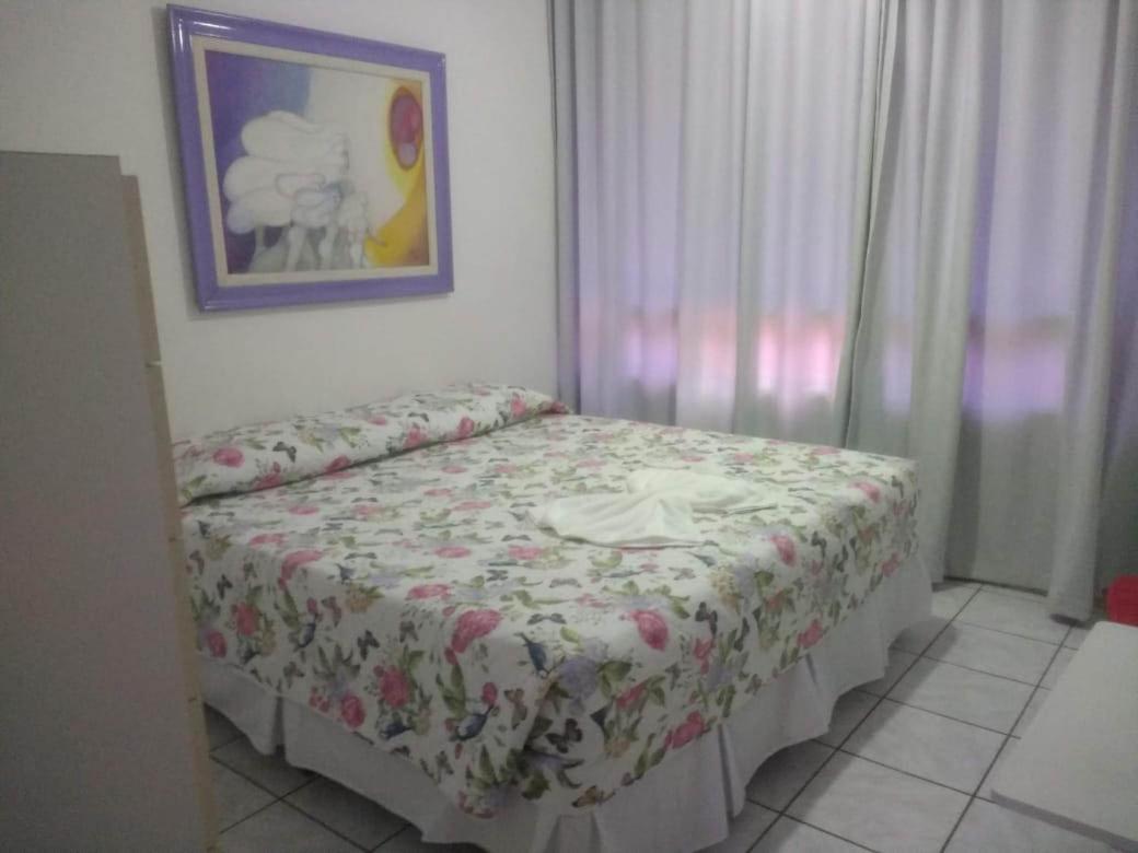 Appartamento Apartamento Farol Barra Flat Salvador Esterno foto