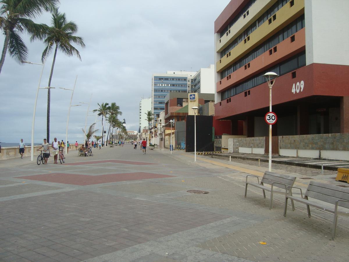 Apartamento Farol Barra Flat Salvador Esterno foto