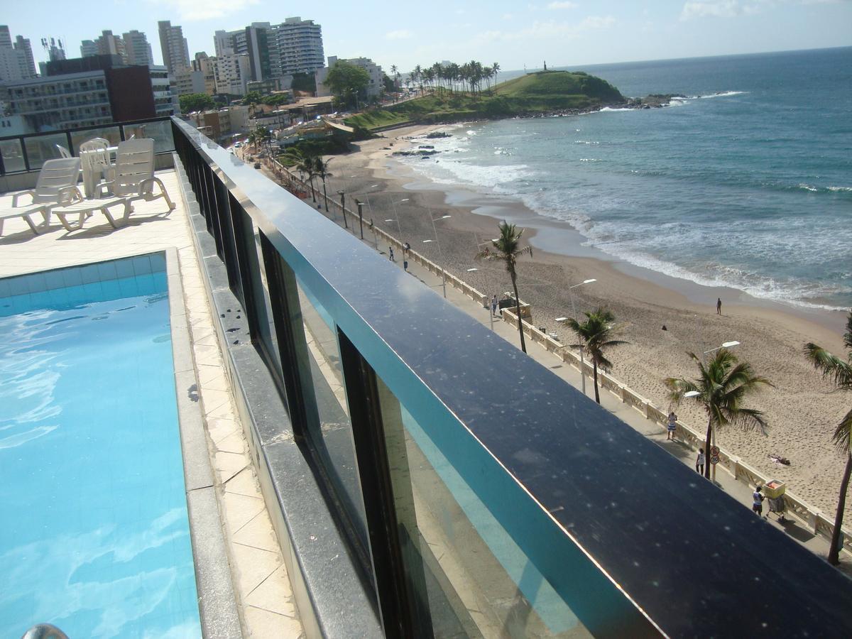 Appartamento Apartamento Farol Barra Flat Salvador Esterno foto