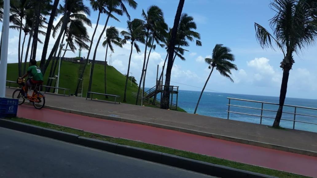 Apartamento Farol Barra Flat Salvador Esterno foto
